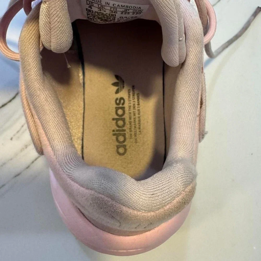 adidas ozelia clear